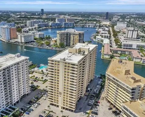 1833 S Ocean Drive Hallandale FL 33009