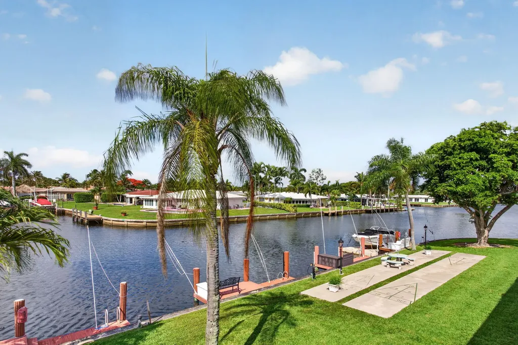 800 Pine Drive Pompano Beach FL 33060