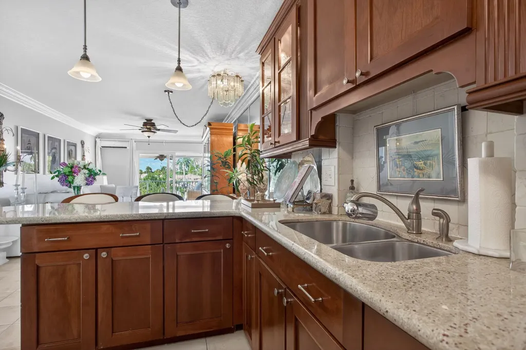 800 Pine Drive Pompano Beach FL 33060