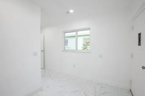 1331 NW 87th Street Miami FL 33147