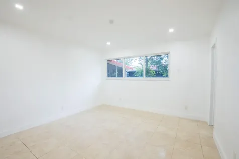 1331 NW 87th Street Miami FL 33147
