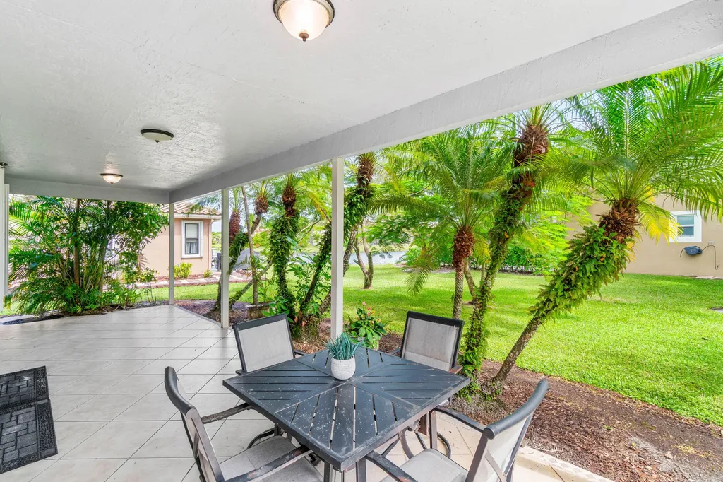 21958 Palm Grass Drive Boca Raton FL 33428