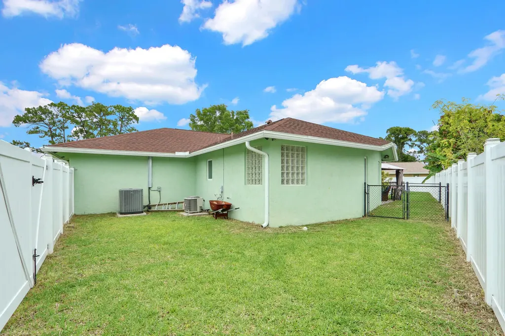 127 Miramar Avenue Royal Palm Beach FL 33411