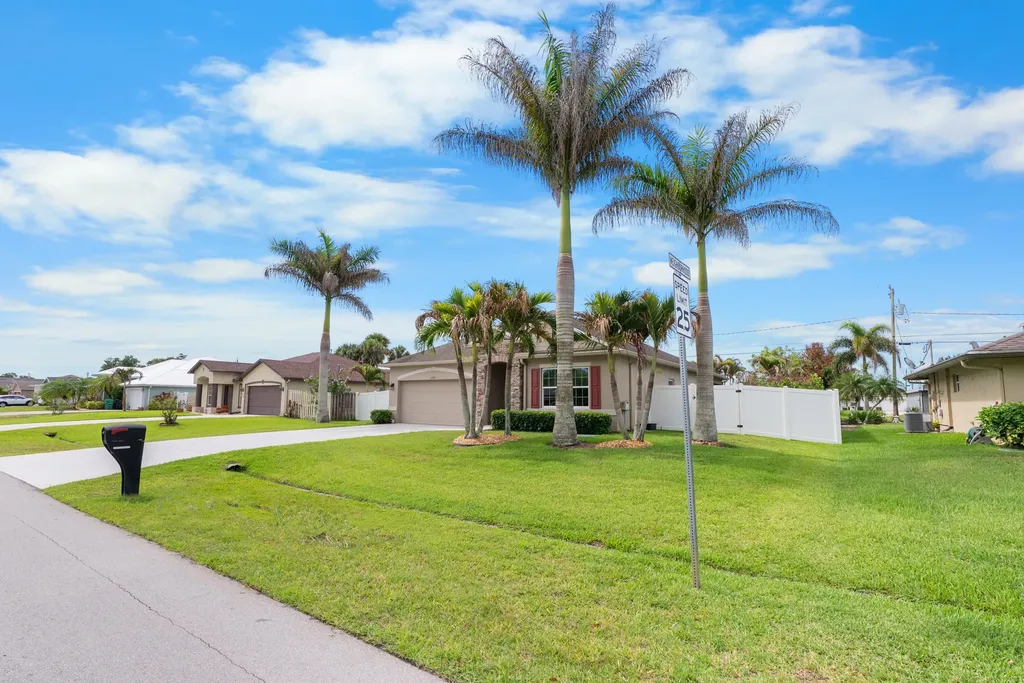 1580 SW Birkey Avenue Port St Lucie FL 34953