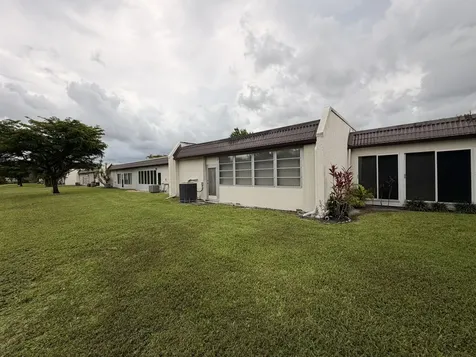 182 Lake Susan Lane West Palm Beach FL 33411