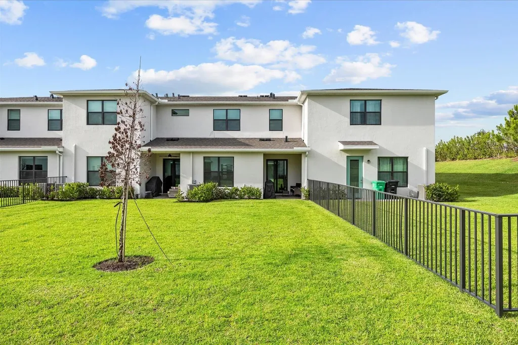 14042 SW Thorens Drive Port St Lucie FL 34987