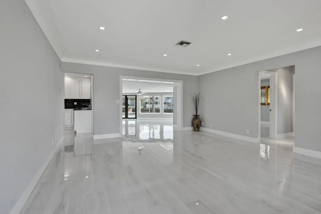 271 SE 5th Terrace Pompano Beach FL 33060