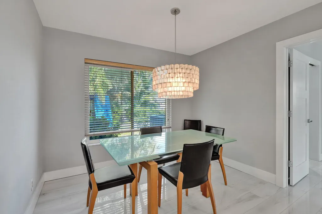 271 SE 5th Terrace Pompano Beach FL 33060