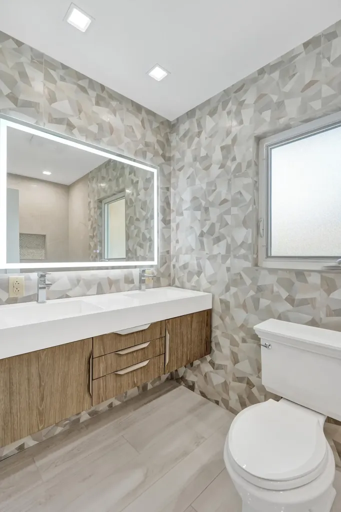 271 SE 5th Terrace Pompano Beach FL 33060