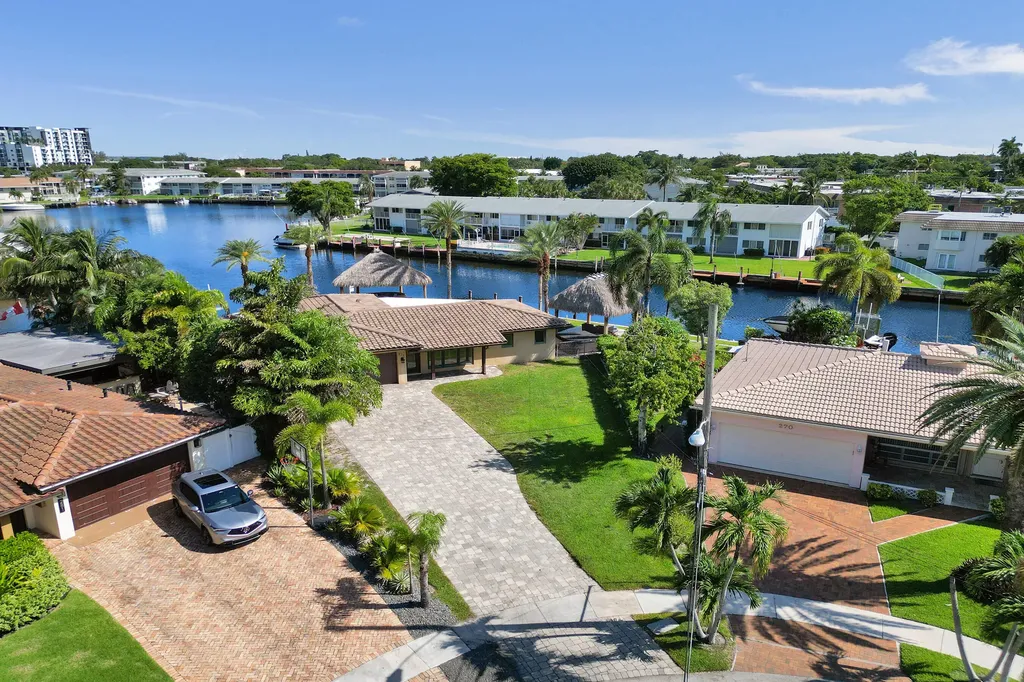 271 SE 5th Terrace Pompano Beach FL 33060