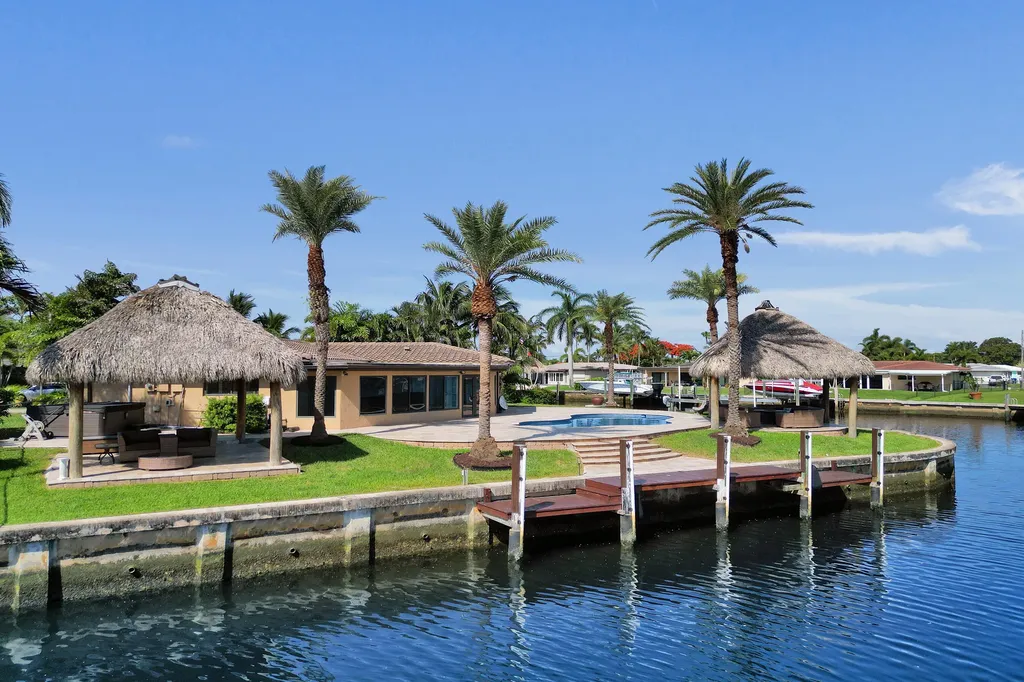 271 SE 5th Terrace Pompano Beach FL 33060