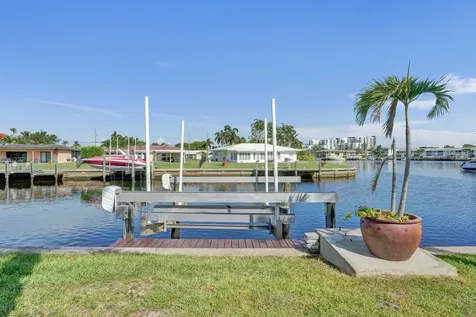 271 SE 5th Terrace Pompano Beach FL 33060