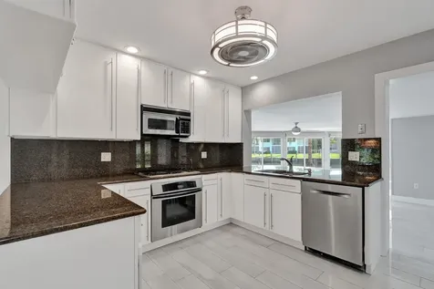 271 SE 5th Terrace Pompano Beach FL 33060