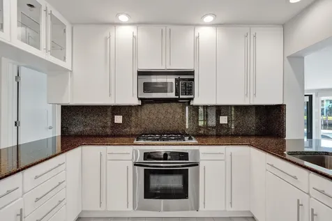 271 SE 5th Terrace Pompano Beach FL 33060