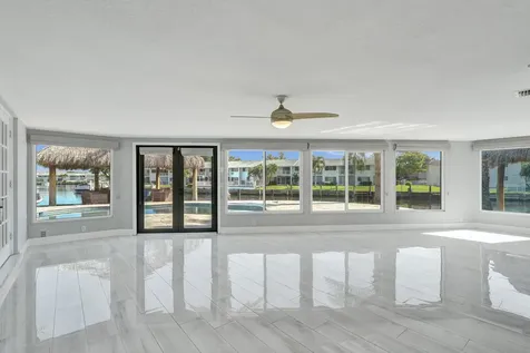 271 SE 5th Terrace Pompano Beach FL 33060