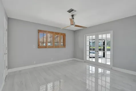 271 SE 5th Terrace Pompano Beach FL 33060