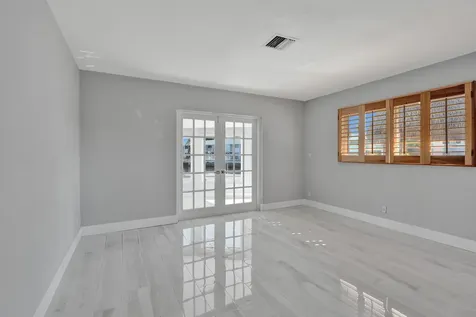 271 SE 5th Terrace Pompano Beach FL 33060