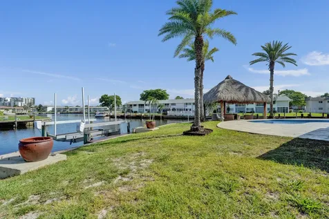 271 SE 5th Terrace Pompano Beach FL 33060