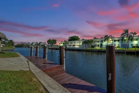 271 SE 5th Terrace Pompano Beach FL 33060
