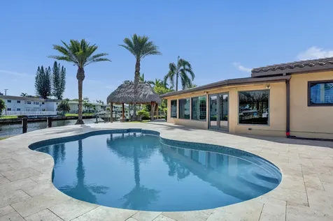271 SE 5th Terrace Pompano Beach FL 33060