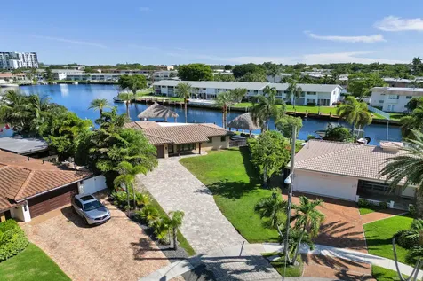 271 SE 5th Terrace Pompano Beach FL 33060
