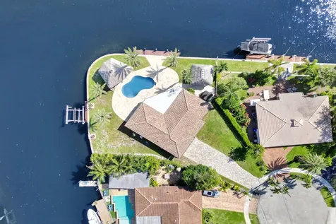 271 SE 5th Terrace Pompano Beach FL 33060