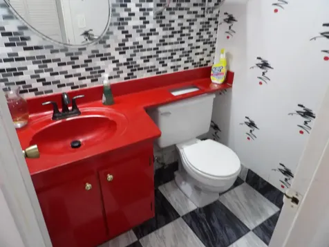 195 Fanshaw Way E Boca Raton FL 33434