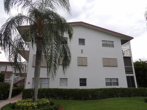 195 Fanshaw Way E Boca Raton FL 33434
