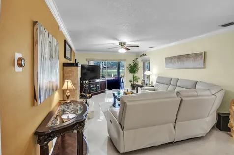 6431 Olde Moat Way Davie FL 33331