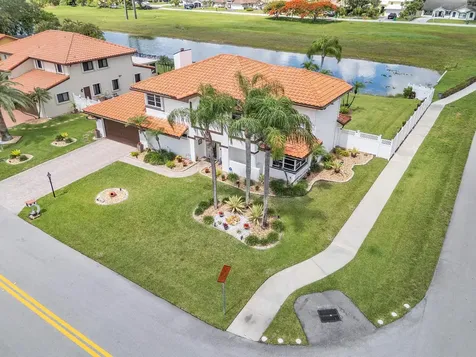6431 Olde Moat Way Davie FL 33331