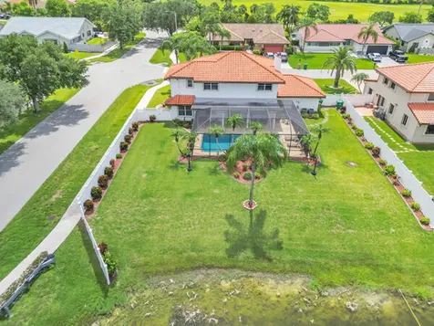 6431 Olde Moat Way Davie FL 33331
