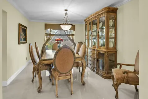 6431 Olde Moat Way Davie FL 33331