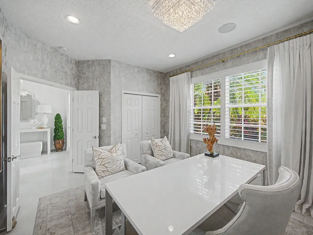 6620 NW 42nd Way Boca Raton FL 33496