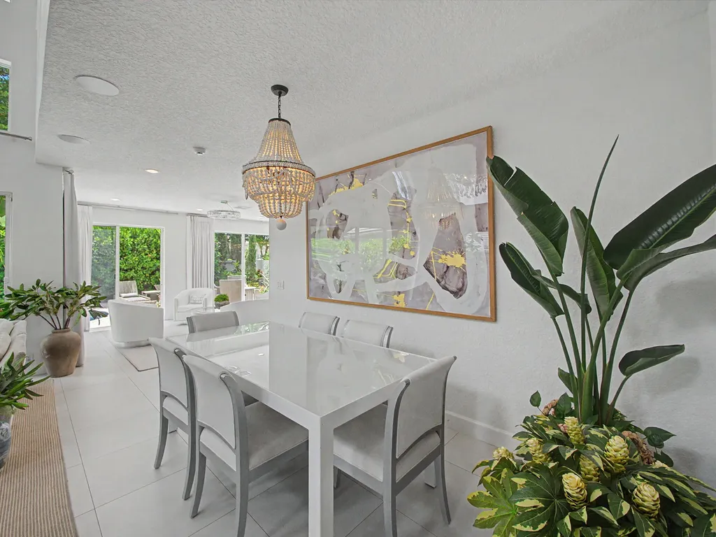 6620 NW 42nd Way Boca Raton FL 33496