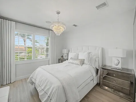6620 NW 42nd Way Boca Raton FL 33496