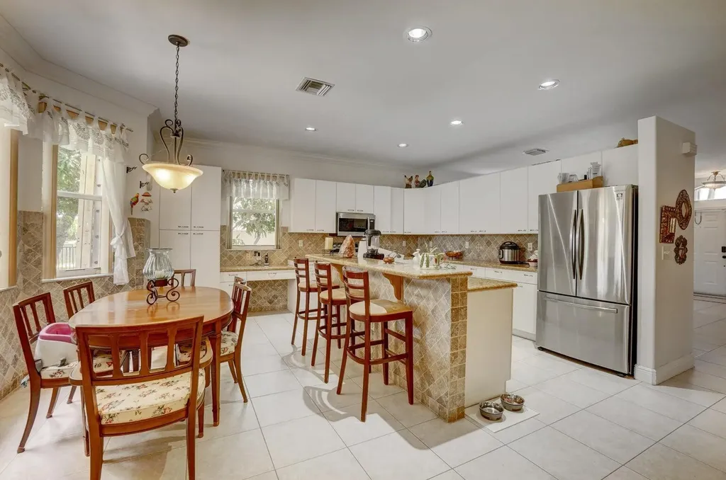 6139 Branchwood Drive Lake Worth FL 33467