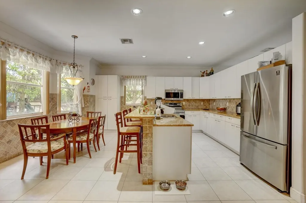 6139 Branchwood Drive Lake Worth FL 33467