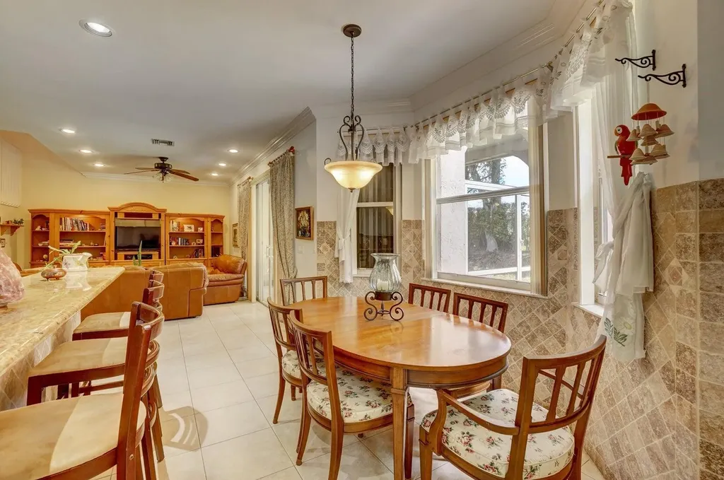 6139 Branchwood Drive Lake Worth FL 33467