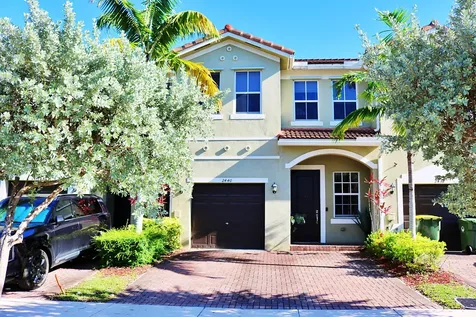 2440 SE 14th Court Homestead FL 33035