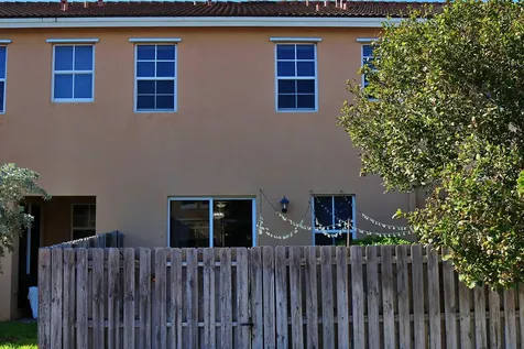 2440 SE 14th Court Homestead FL 33035