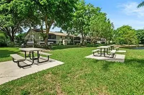 504 Gardens Drive Pompano Beach FL 33069