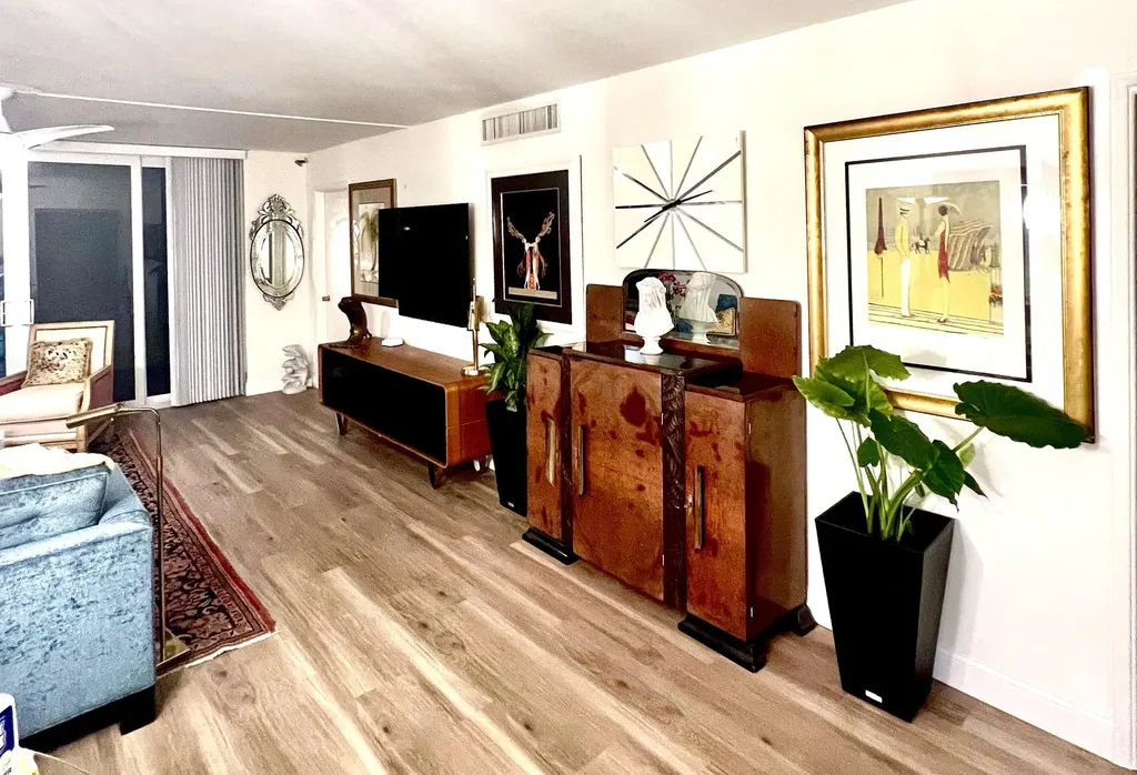 907 Cypress Terrace Pompano Beach FL 33069