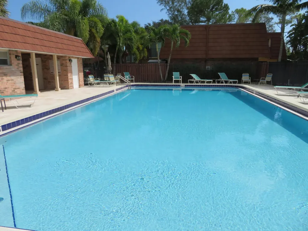 1565 Augusta Circle Delray Beach FL 33445