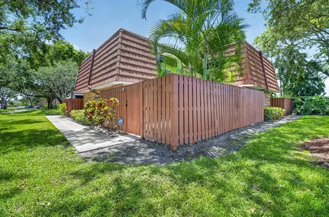 1565 Augusta Circle Delray Beach FL 33445