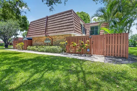 1565 Augusta Circle Delray Beach FL 33445