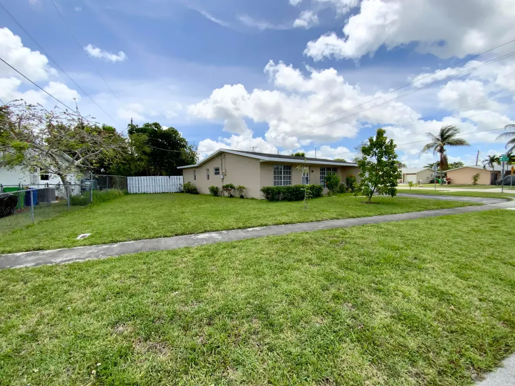 9791 NW 25th Court Sunrise FL 33322