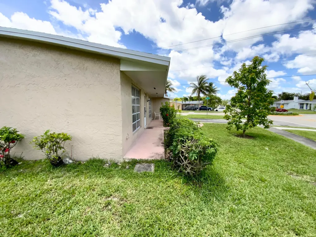 9791 NW 25th Court Sunrise FL 33322