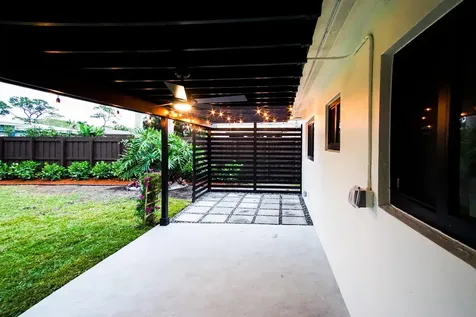 4680 NE 5th Avenue Oakland Park FL 33334