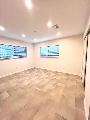 4680 NE 5th Avenue Oakland Park FL 33334