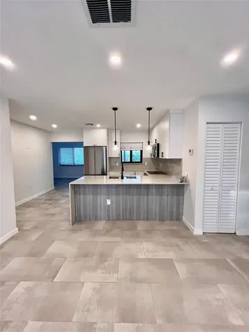 4680 NE 5th Avenue Oakland Park FL 33334